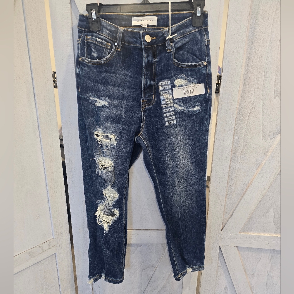 Risen High Rise Distressed Capri